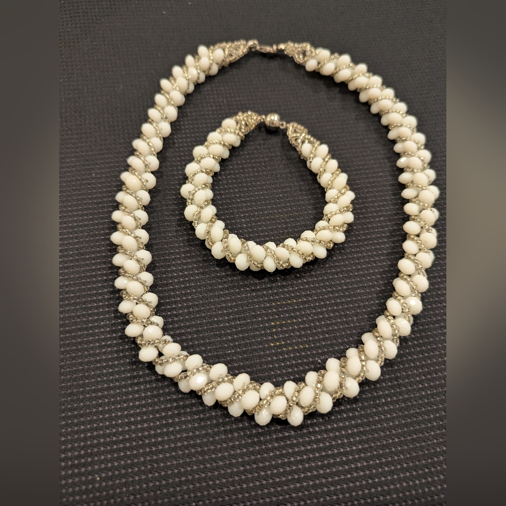 Set Of 2 Necklace 16 And Bracelet 8"